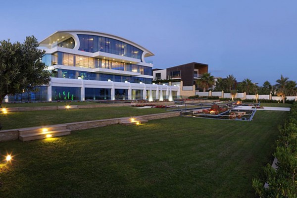 unique residence Zeus infrared